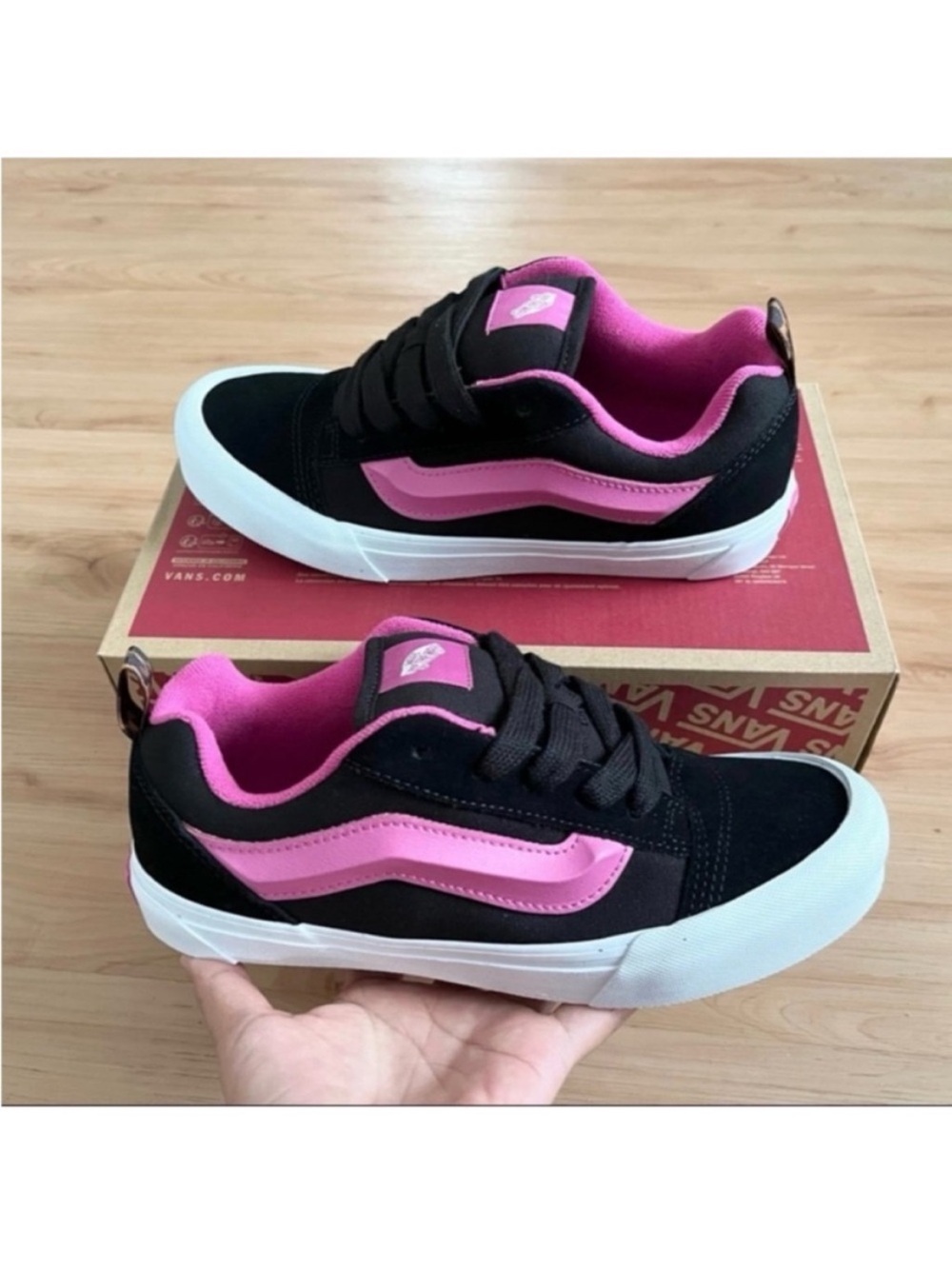 Vans Knu-Skool Kids 'Black Pink' 6.0 US Women 7.5 US